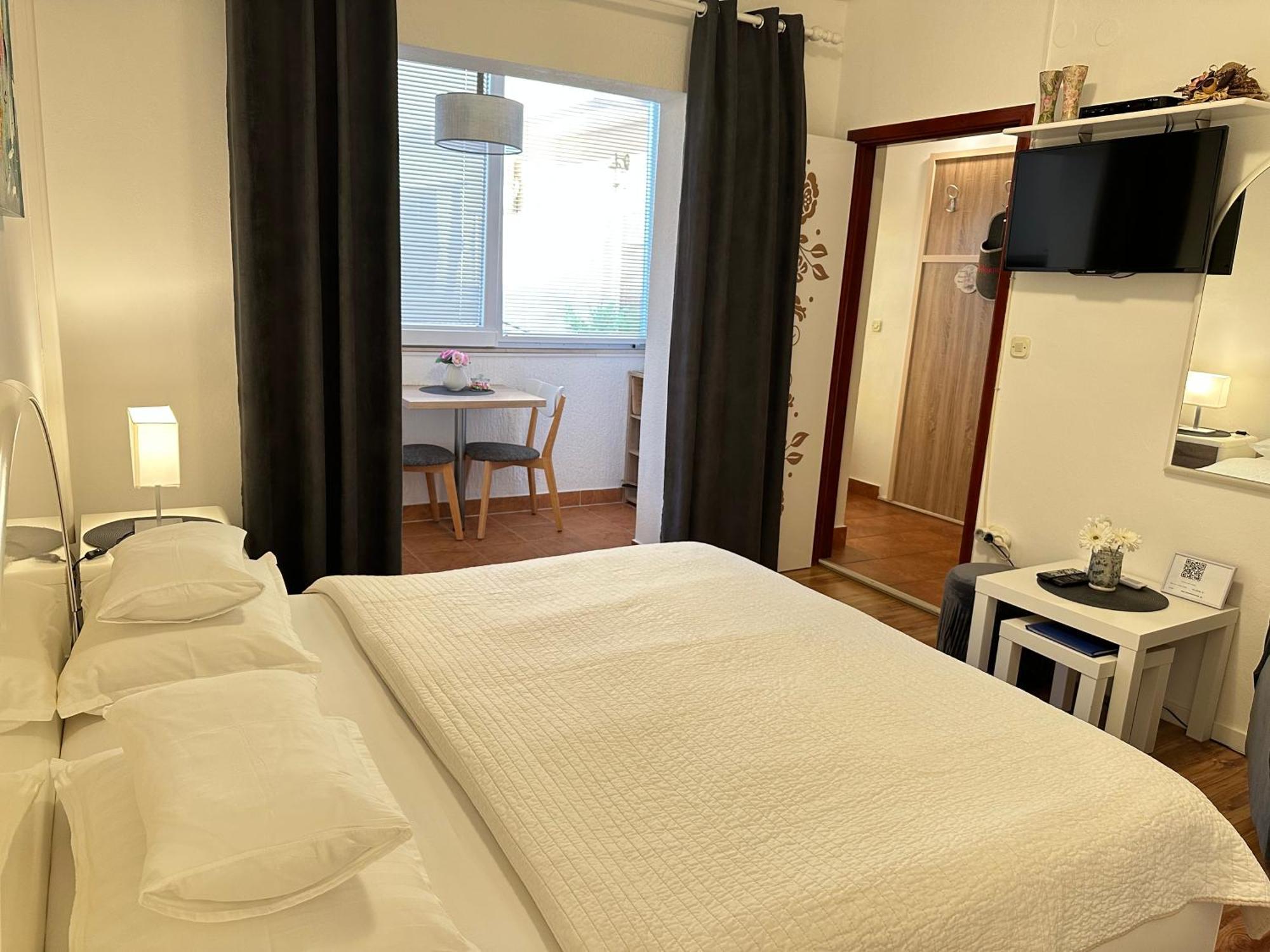 Apartments - Rooms Vesna Primošten Extérieur photo