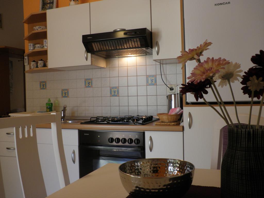 Apartments - Rooms Vesna Primošten Extérieur photo