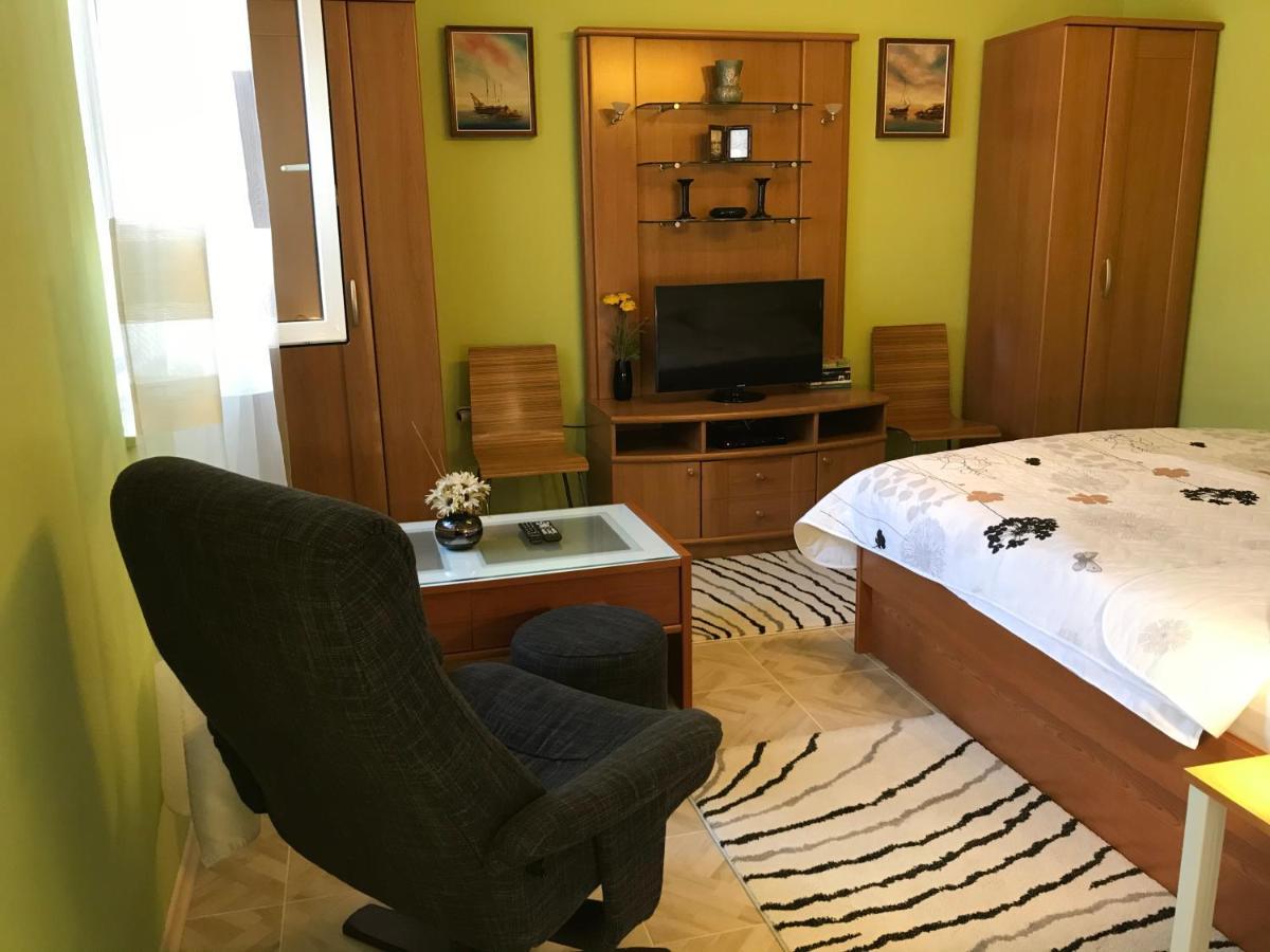 Apartments - Rooms Vesna Primošten Extérieur photo